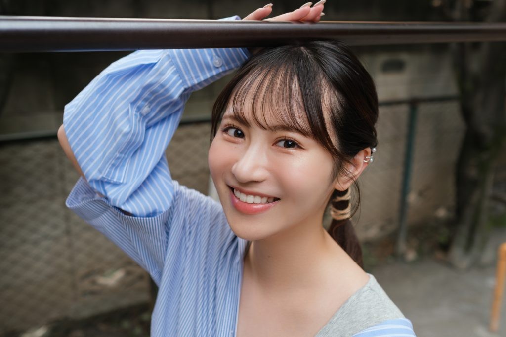 小野六花