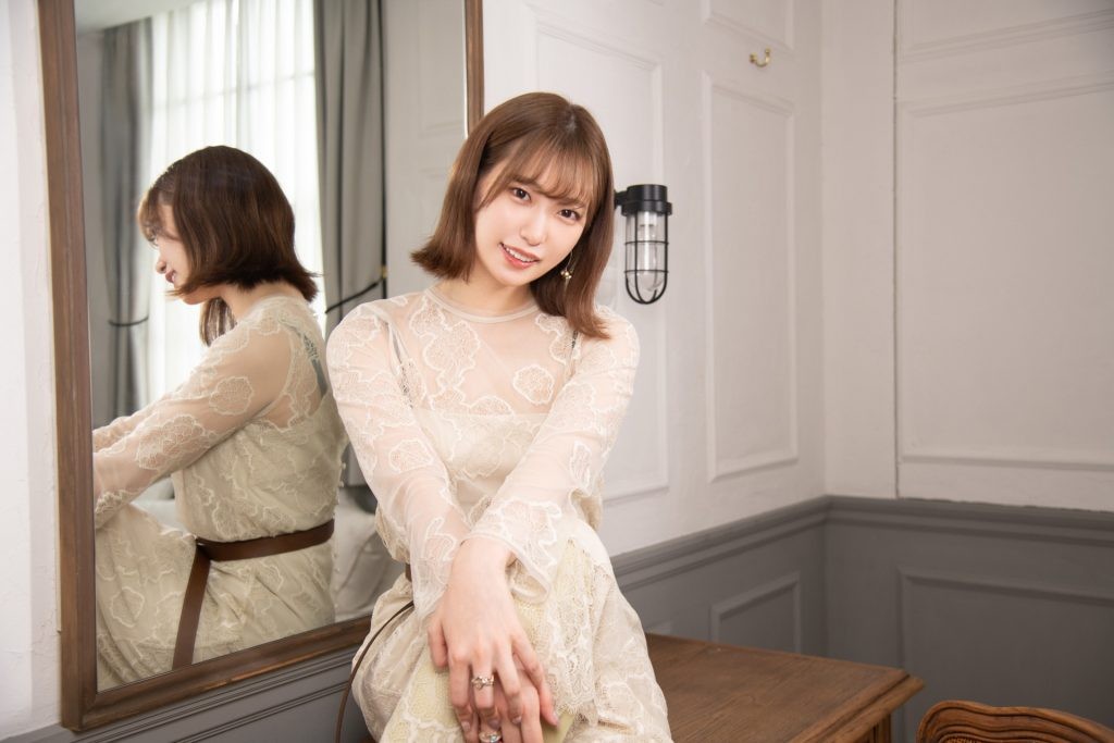 美谷朱里
