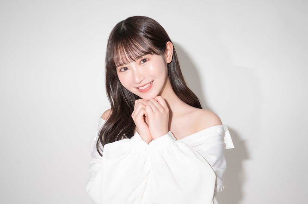 小野六花