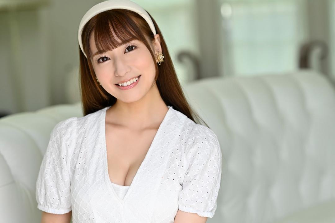 初川みなみ