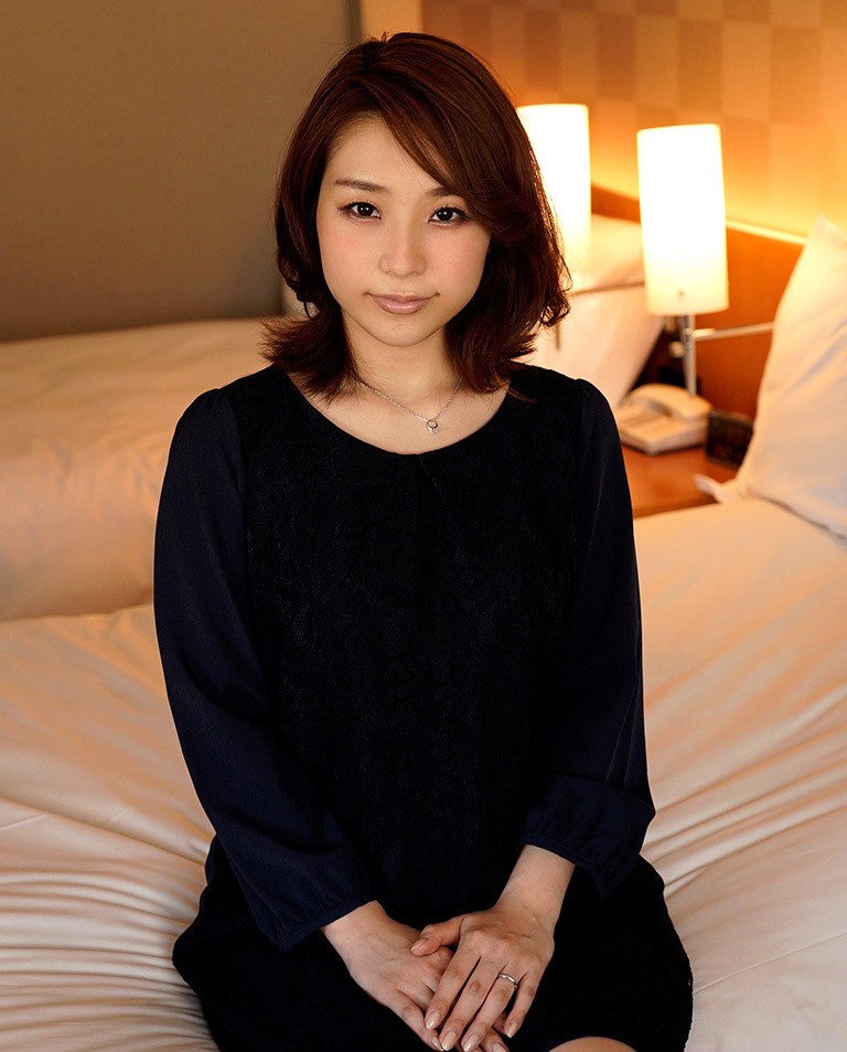 八乃つばさ