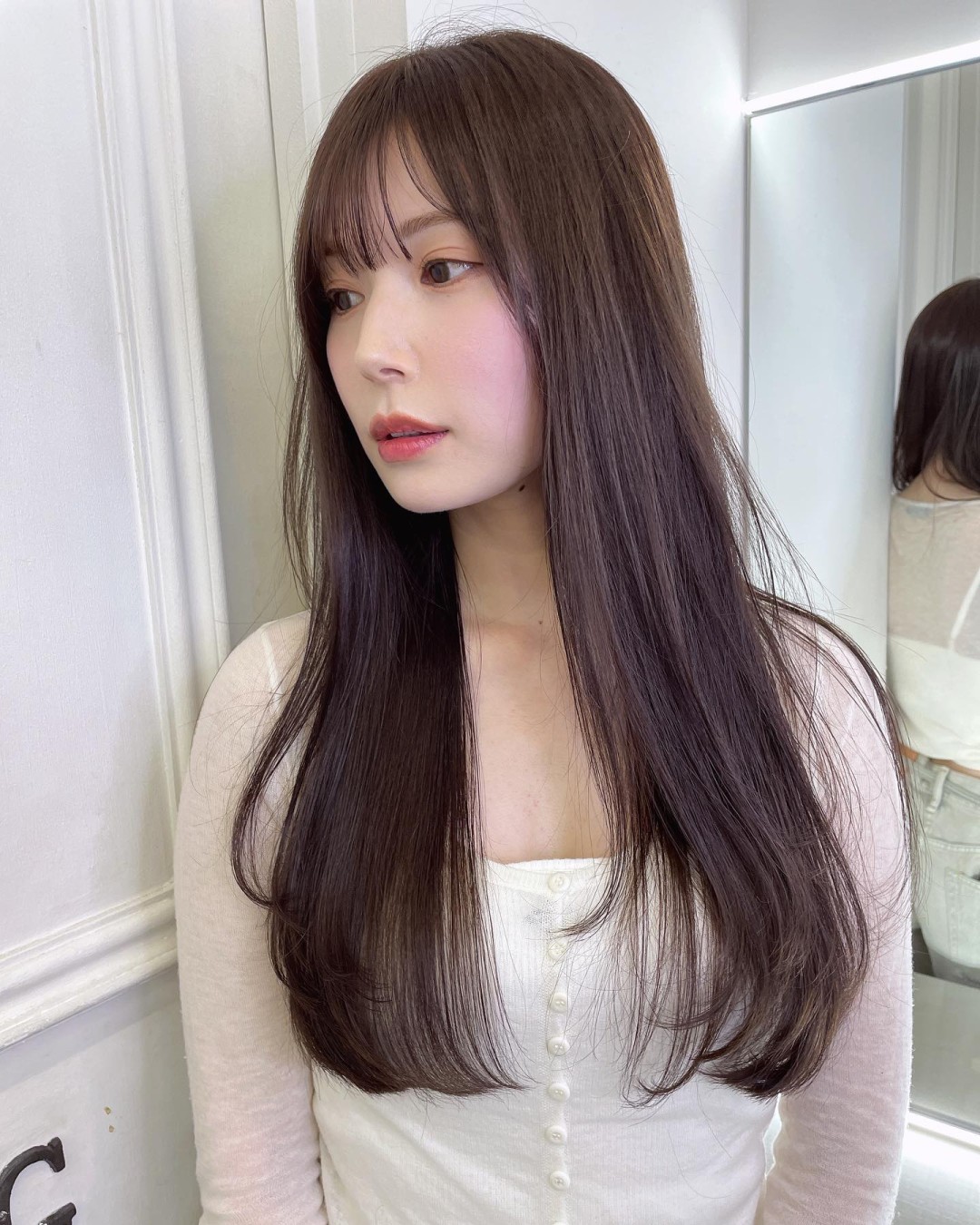 明里つむぎ