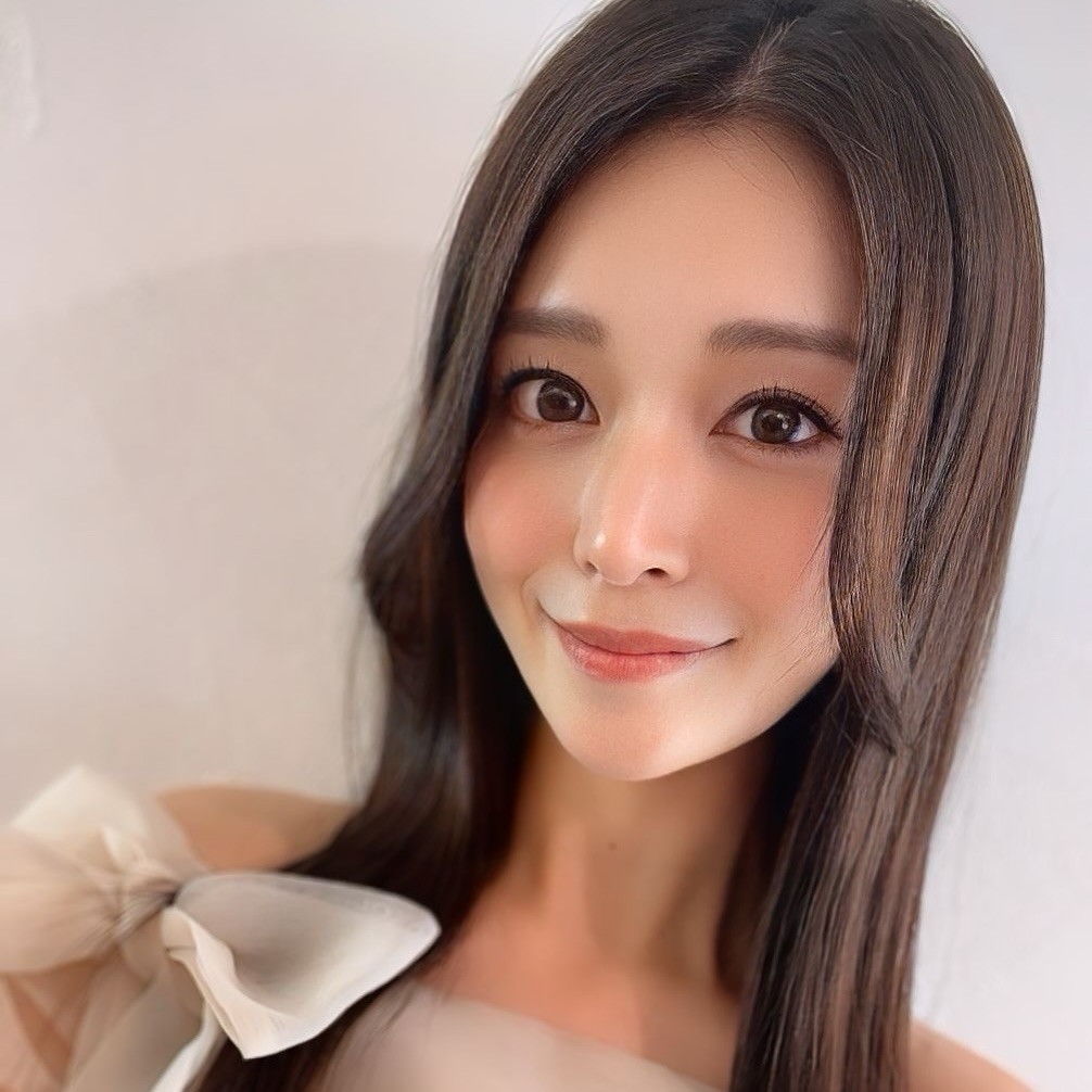 橘メアリー