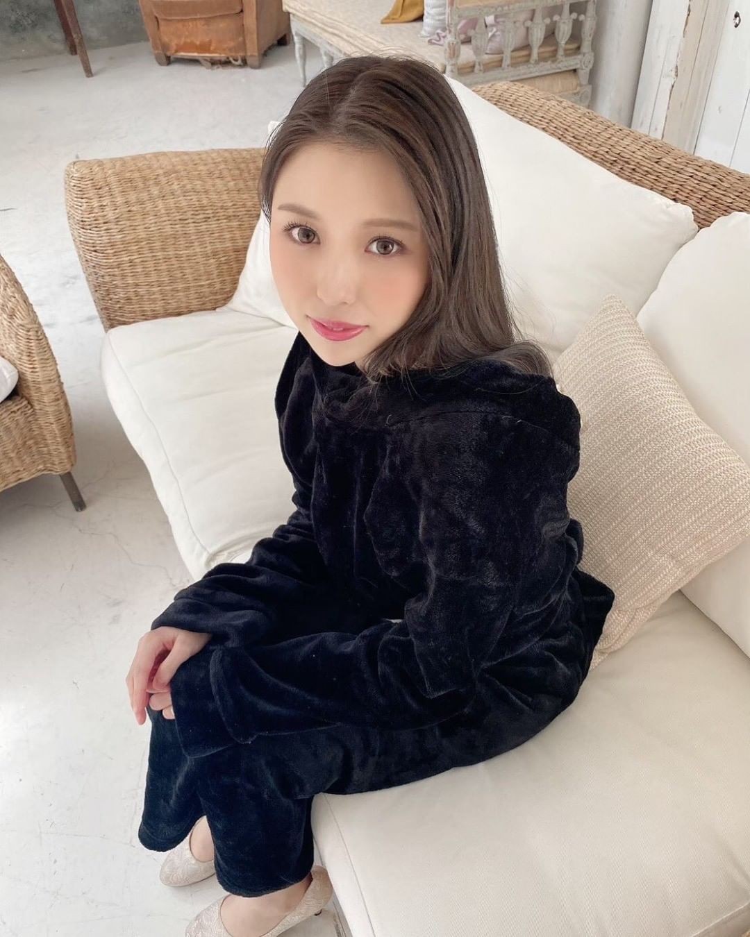 高坂ニナ