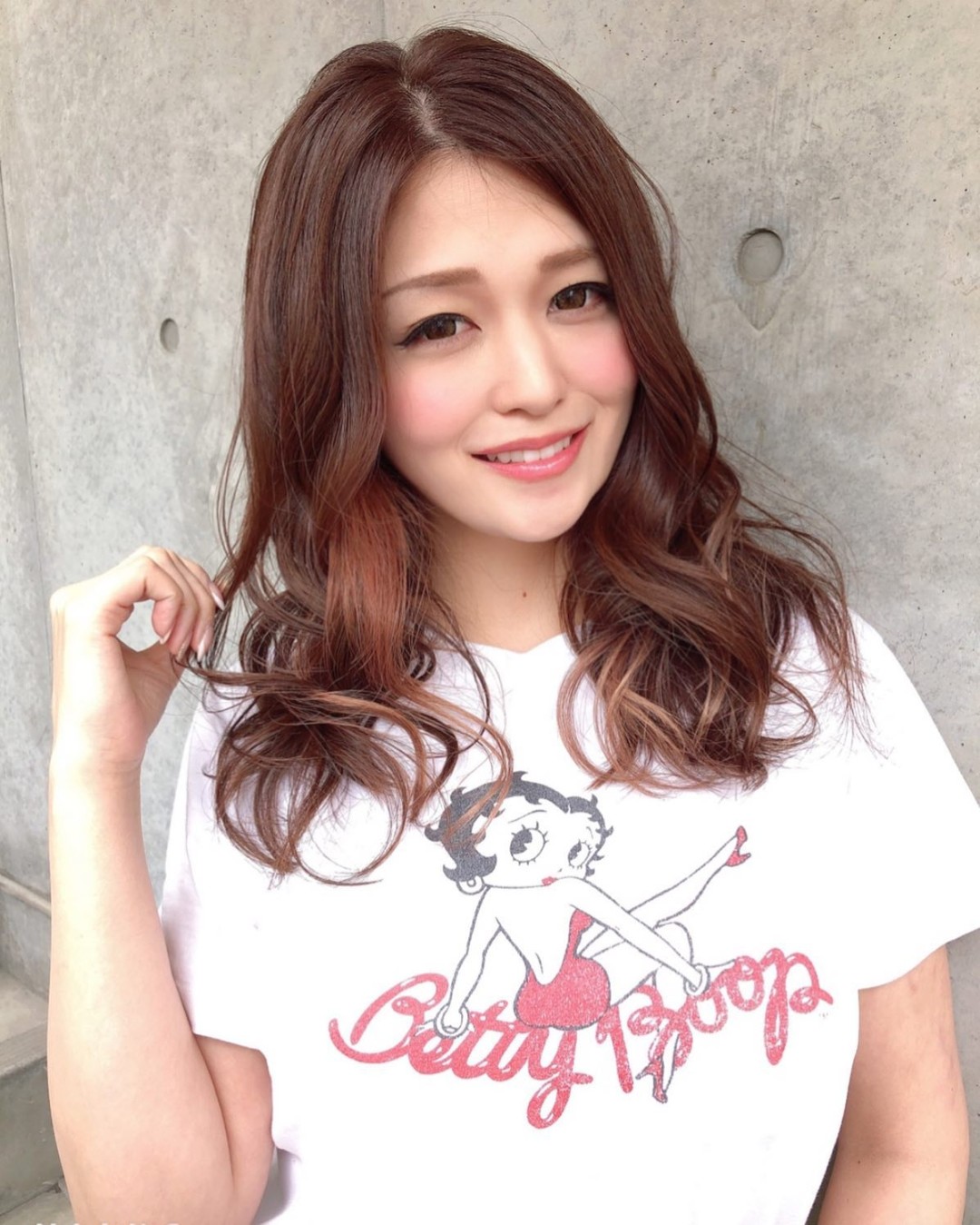 橘メアリー