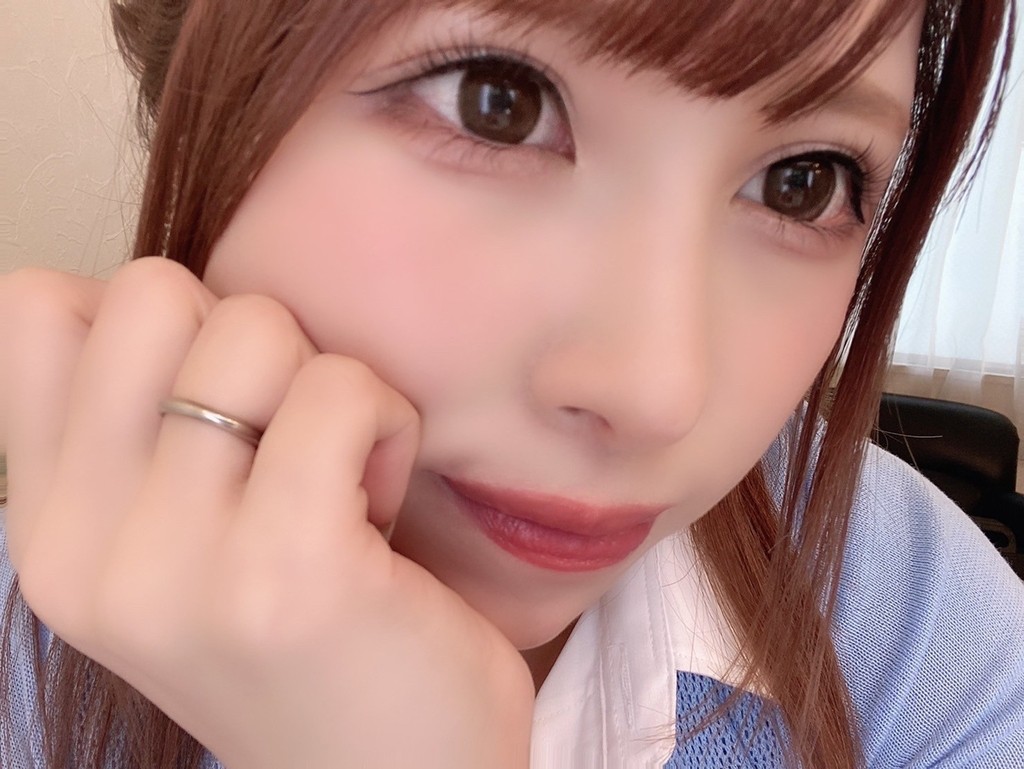 有岡みう