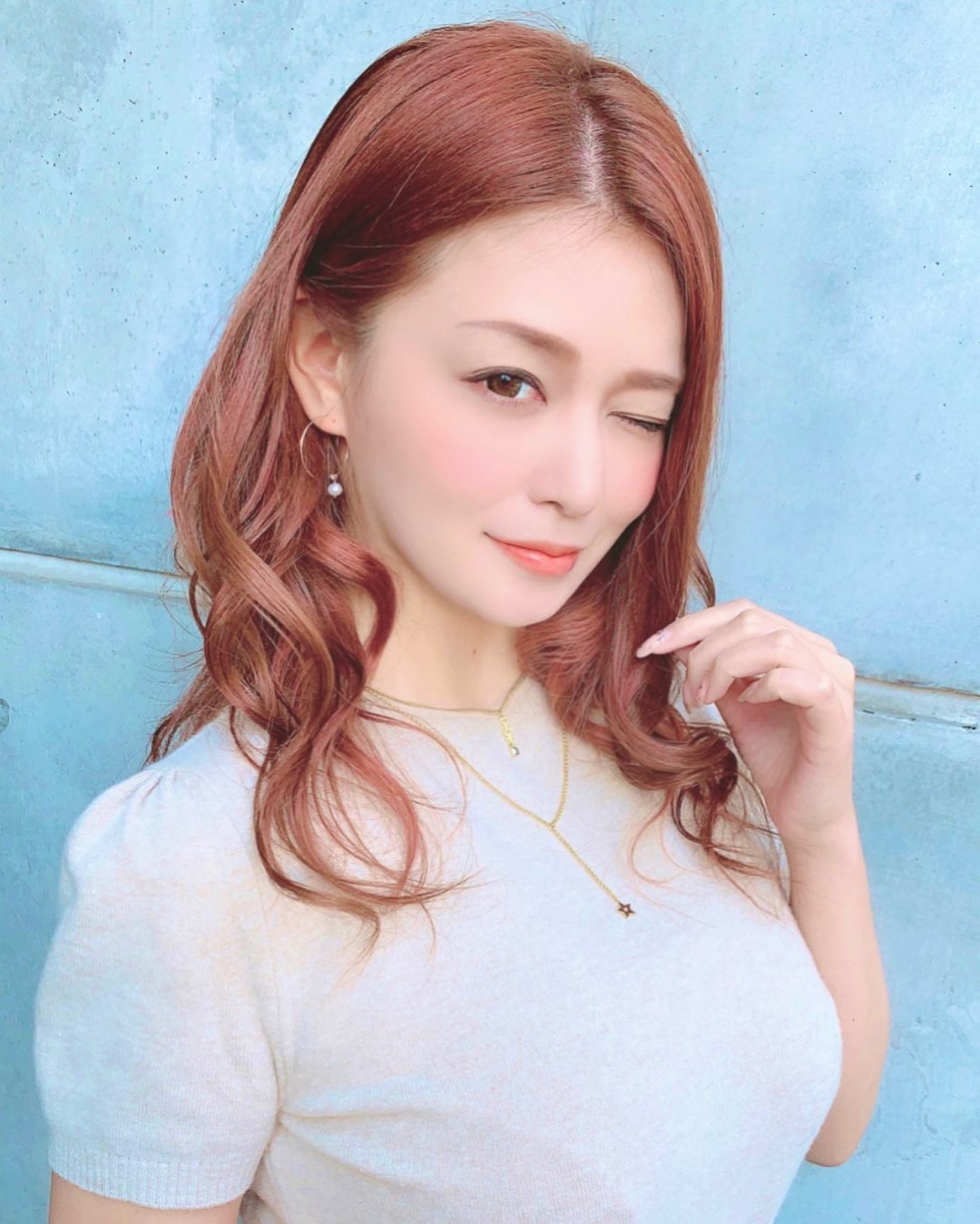 橘メアリー