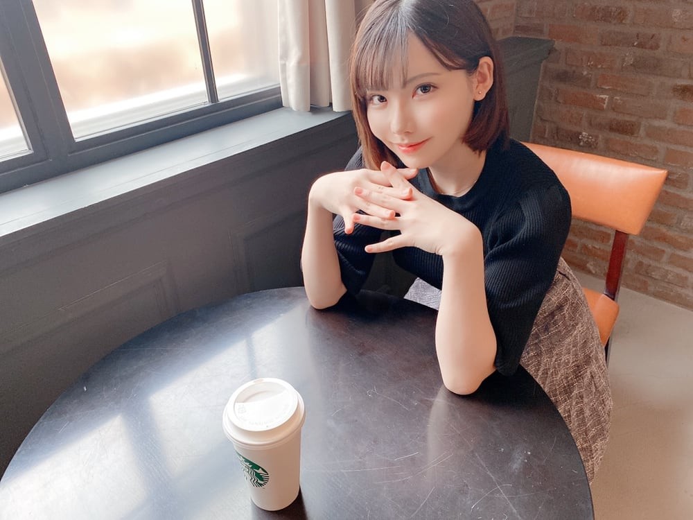 深田えいみ