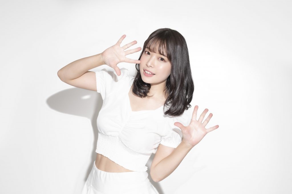 八木奈々