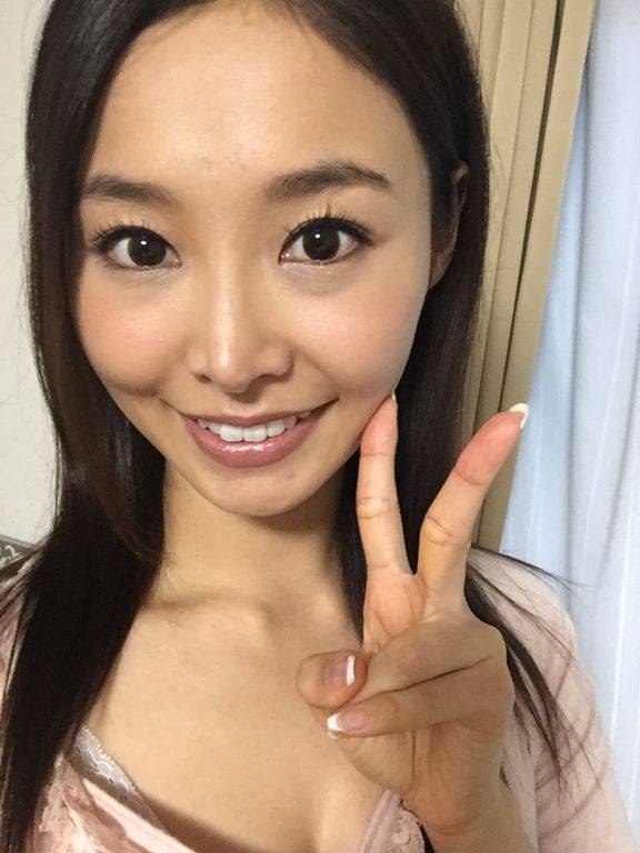 夏目彩春
