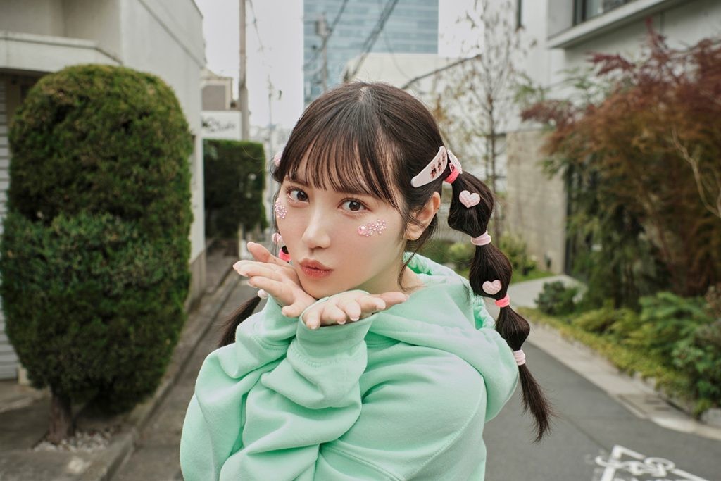 小野六花