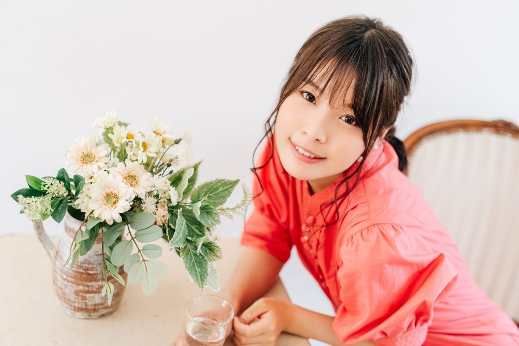 八木奈々