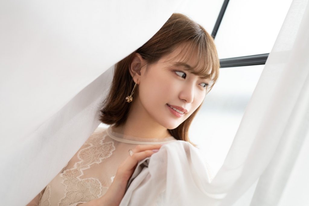 美谷朱里