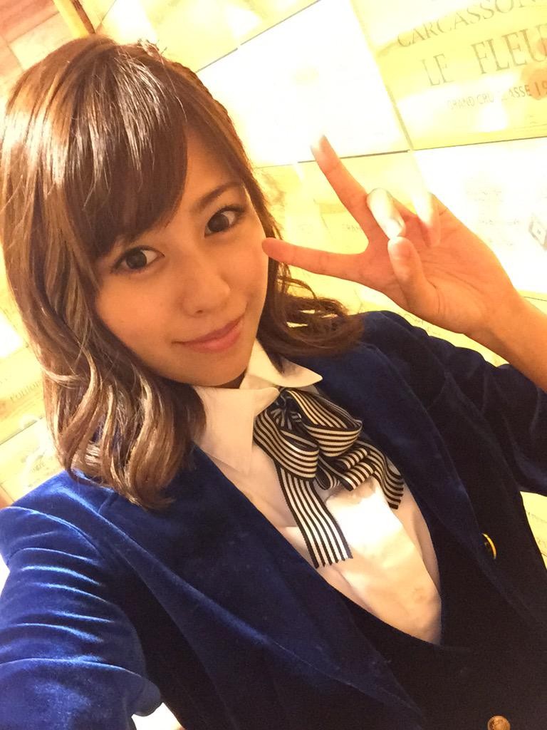 瑠川リナ