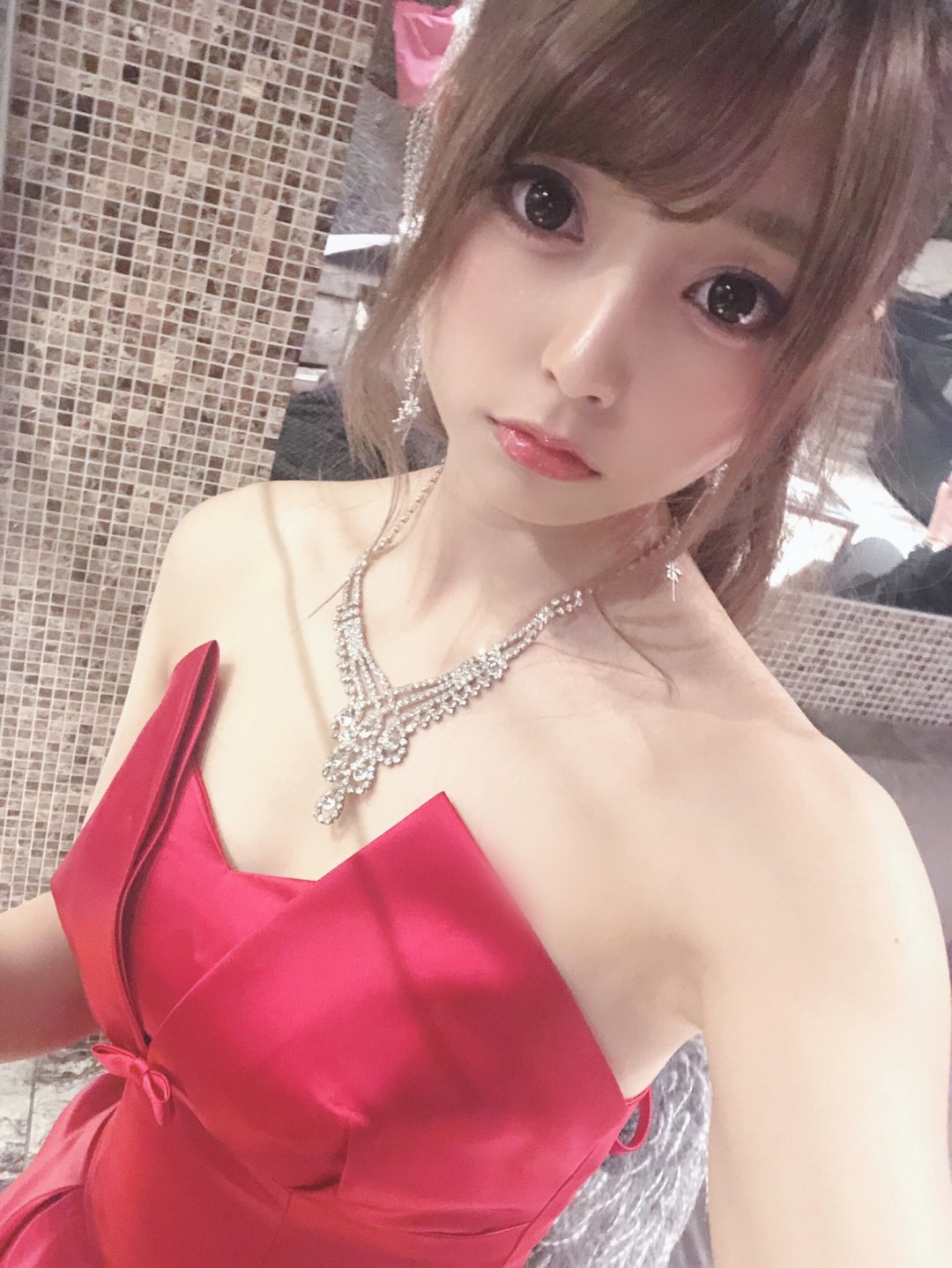 河南実里