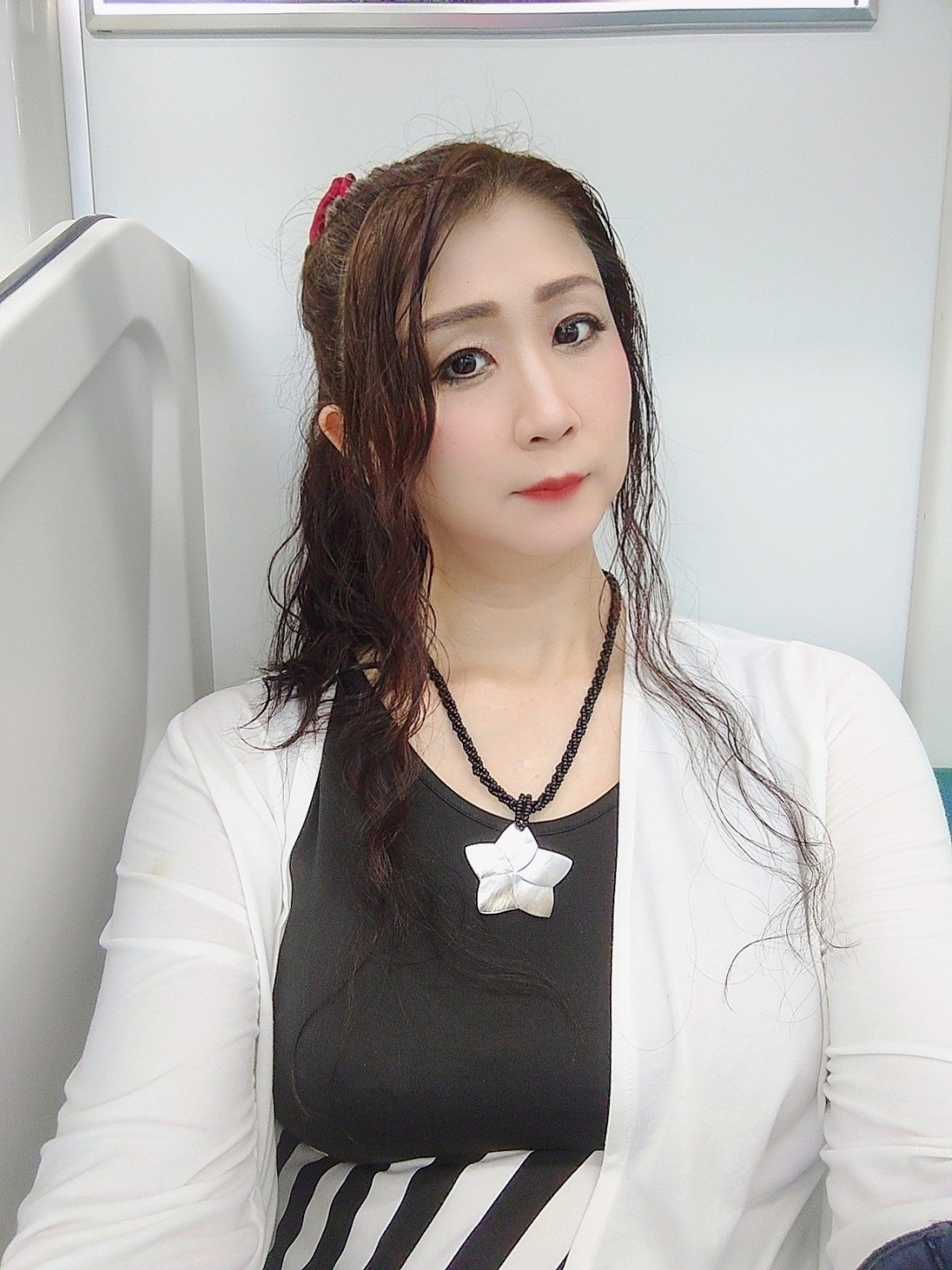 吉岡奈々子