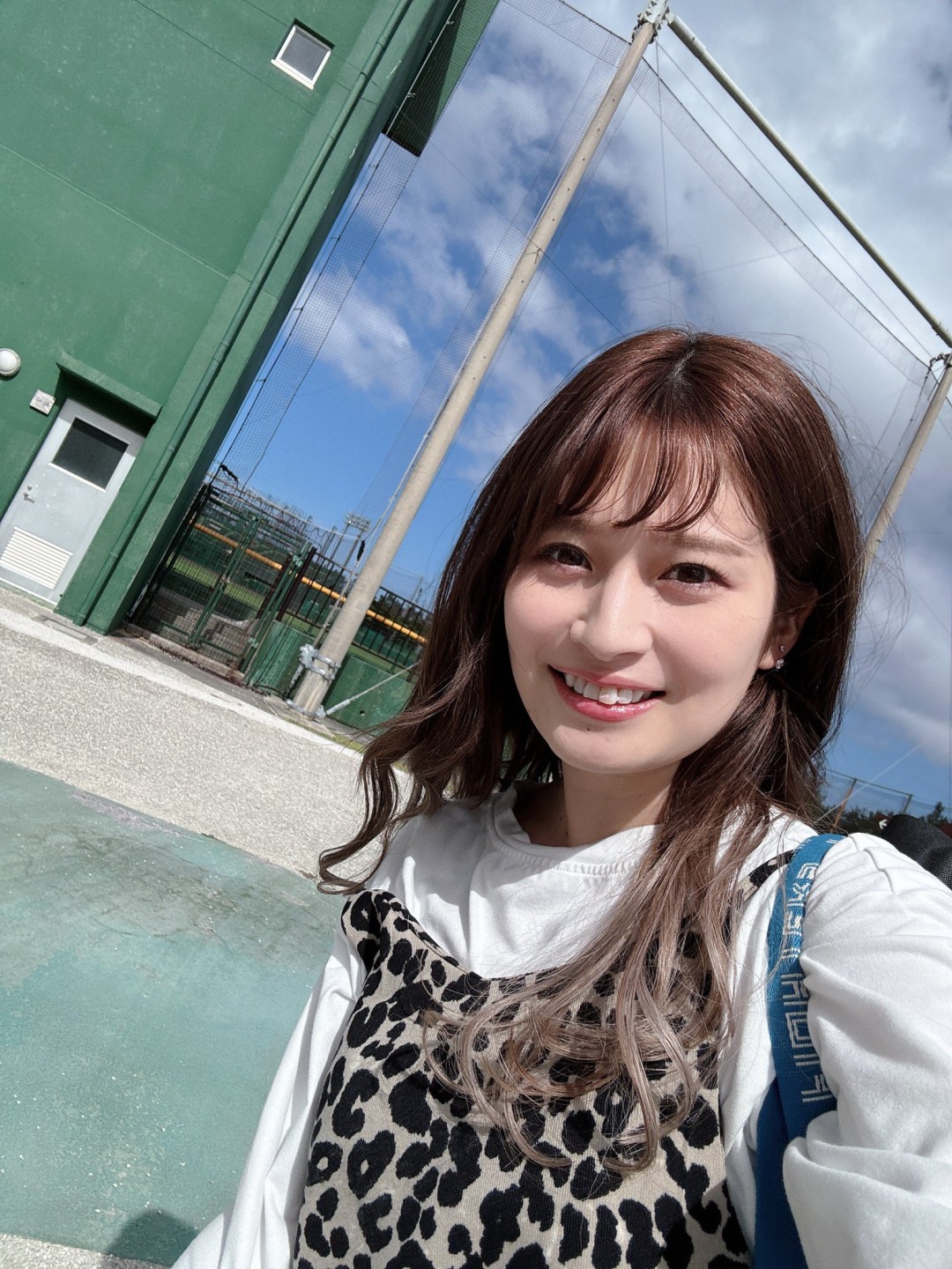 優梨まいな