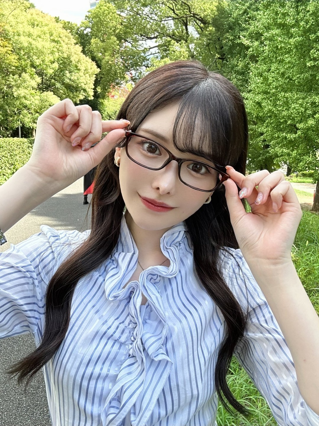 新ありな