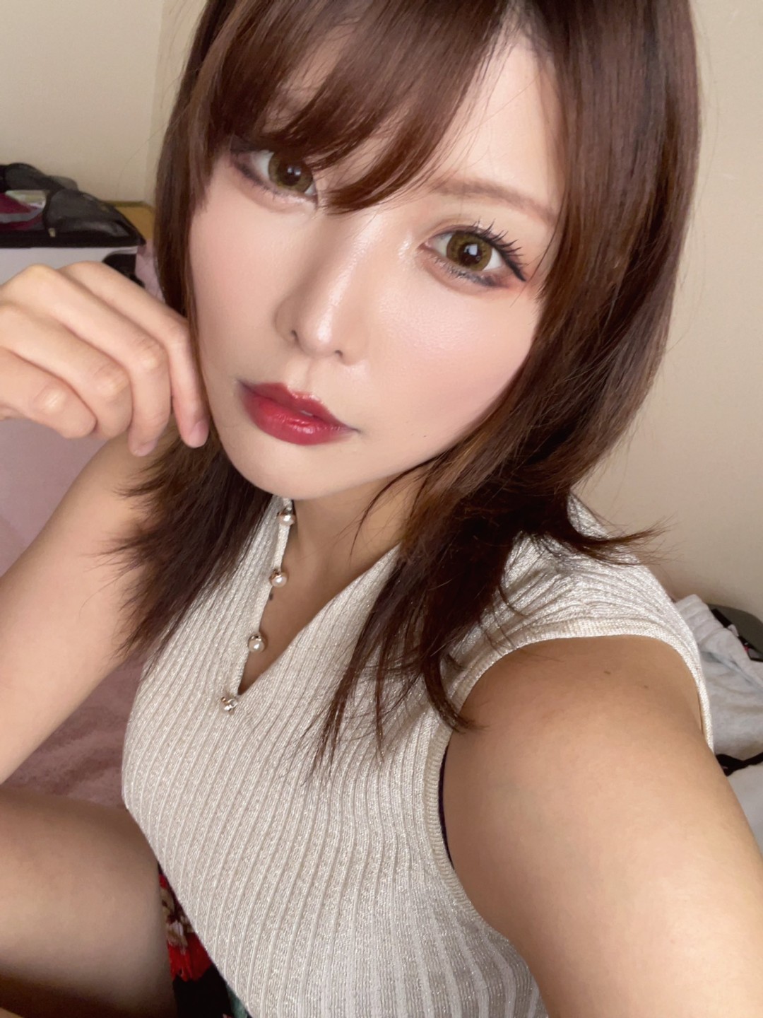 新村あかり