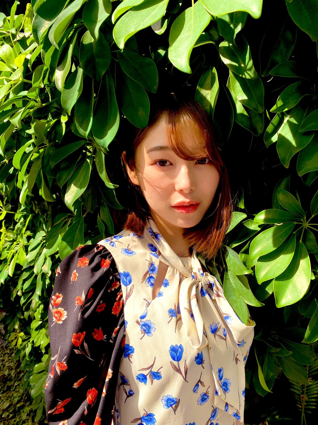 新名あみん