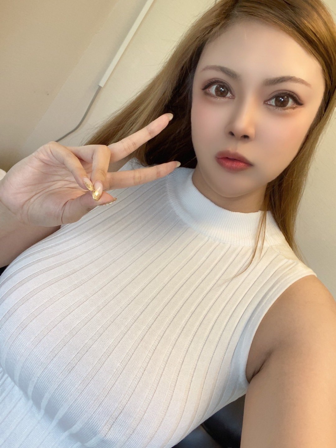 葉月シュリ
