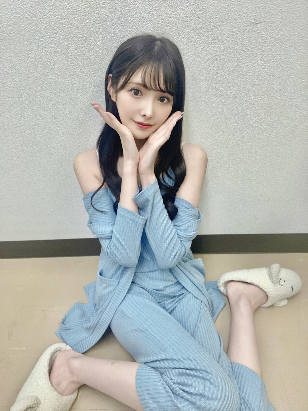 新ありな