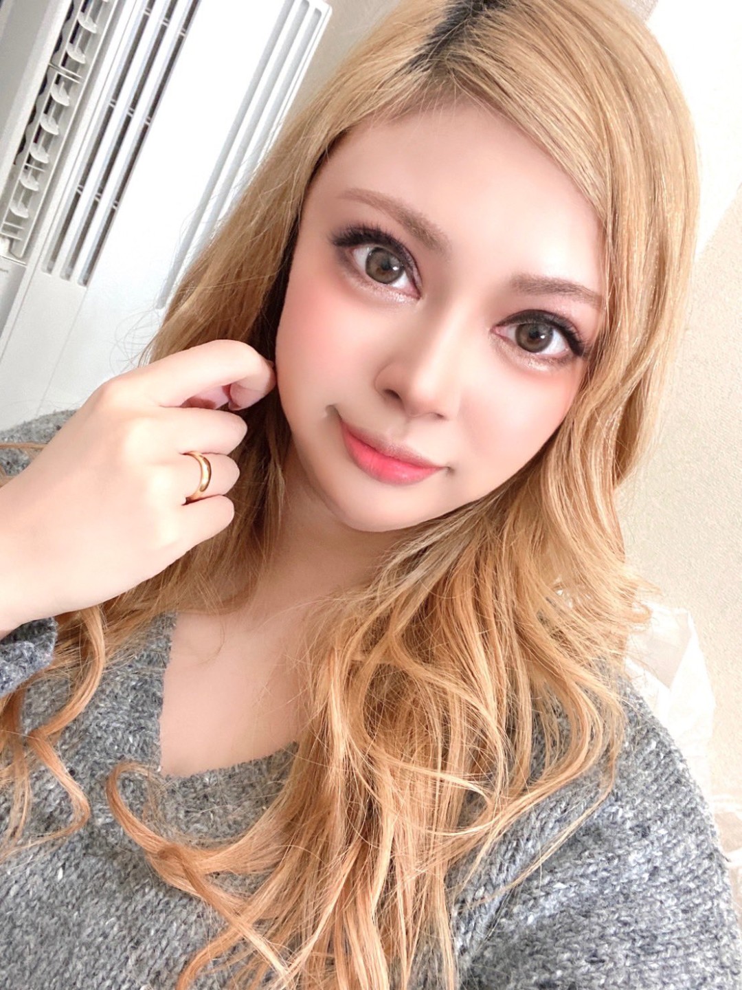 葉月シュリ