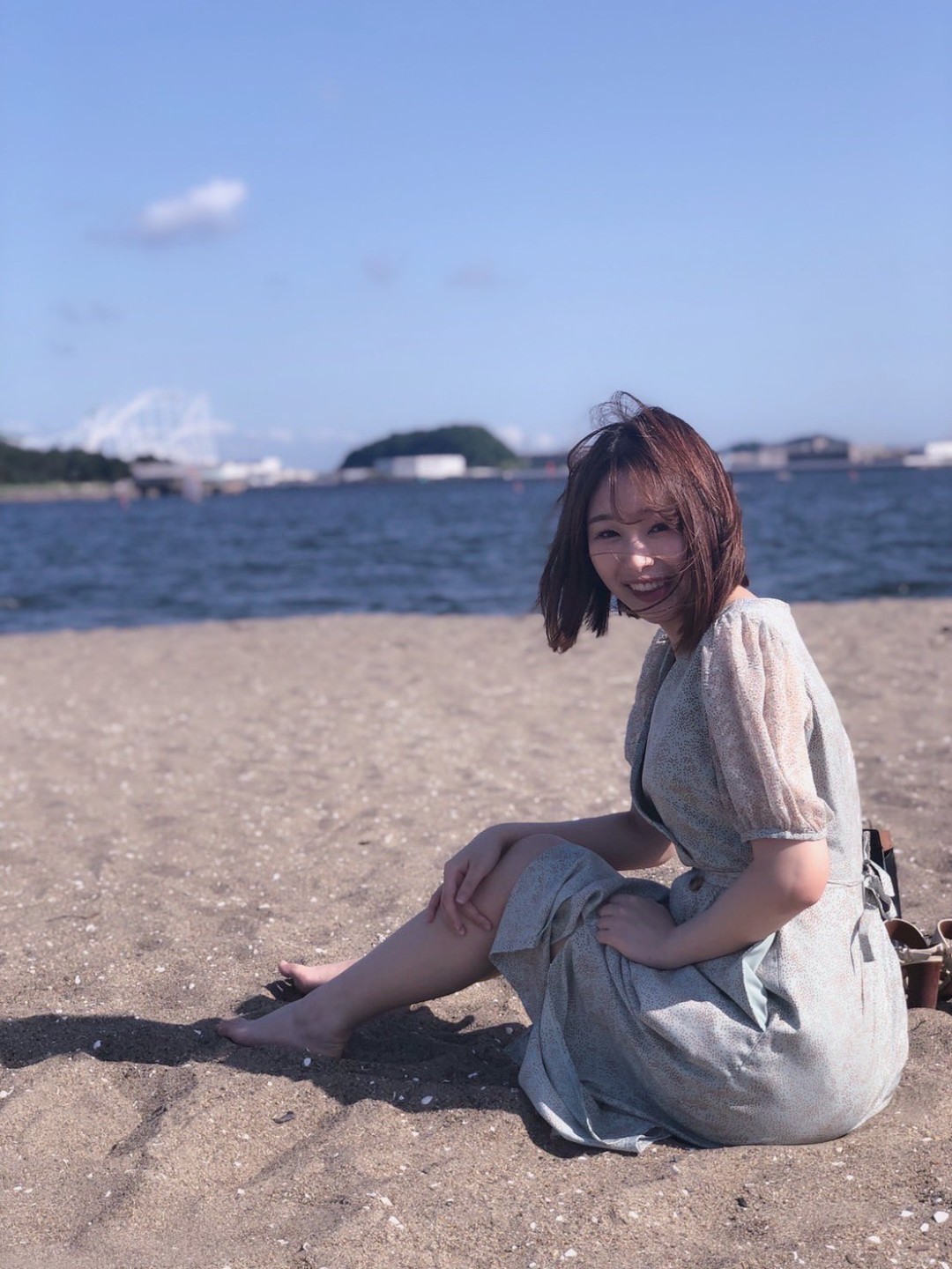 新名あみん