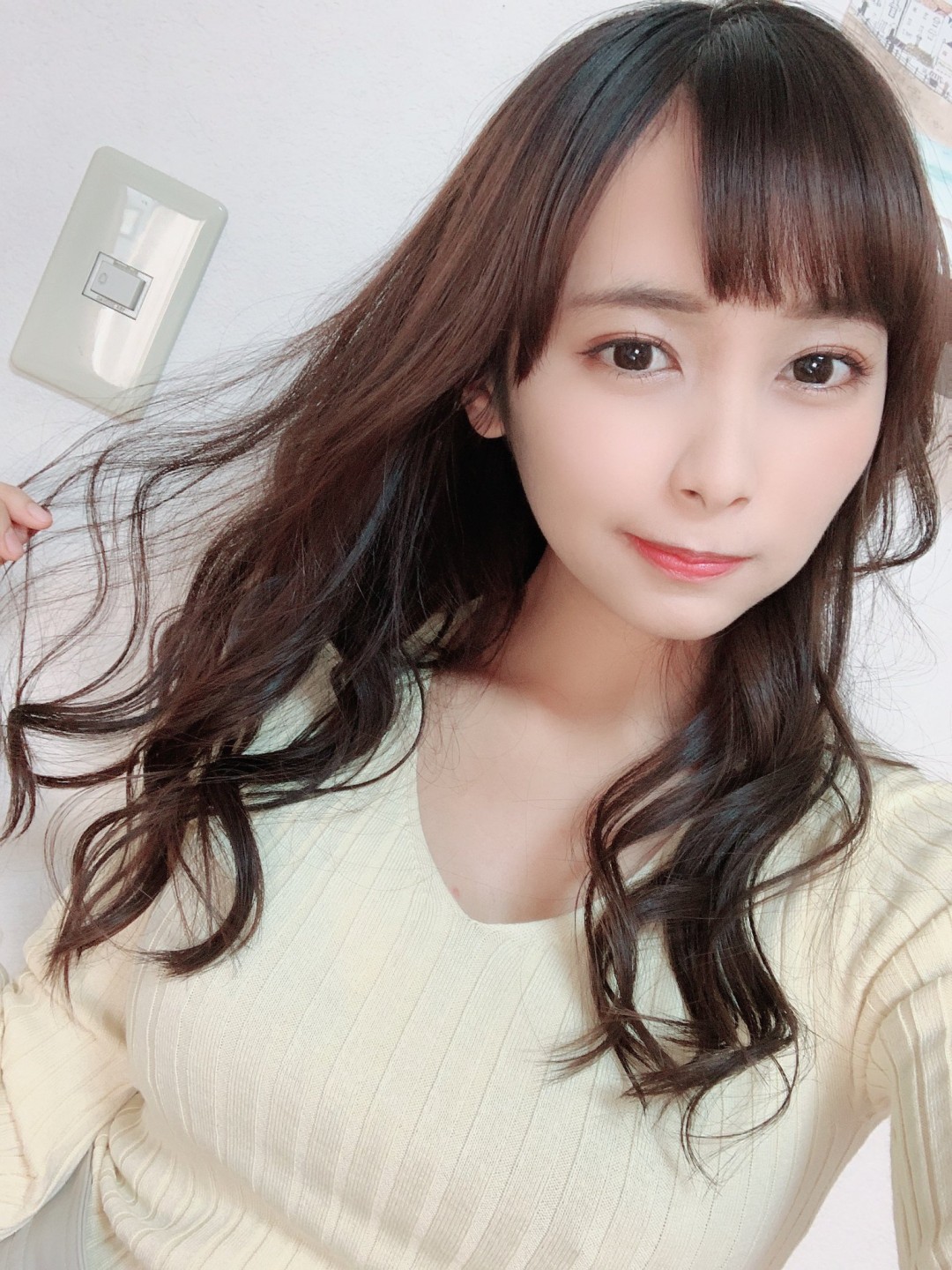 逢見リカ