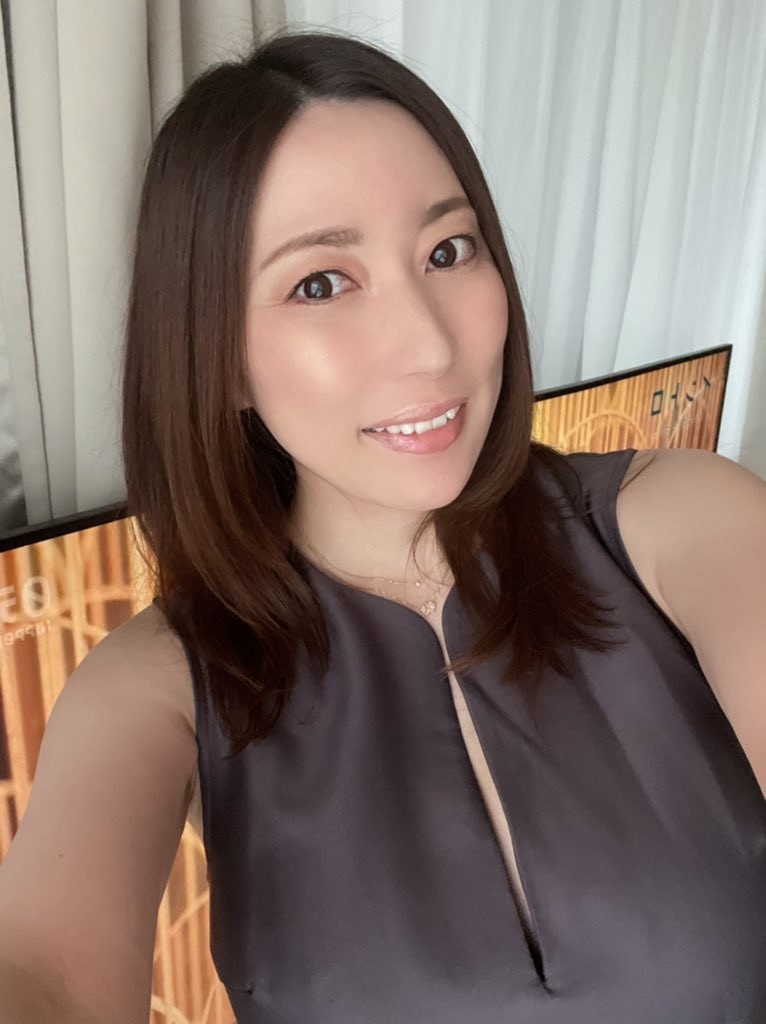 横山みれい
