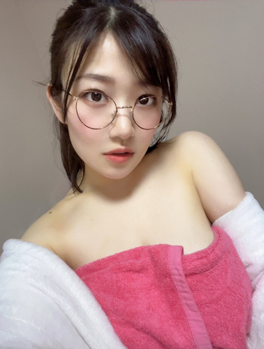 小梅えな