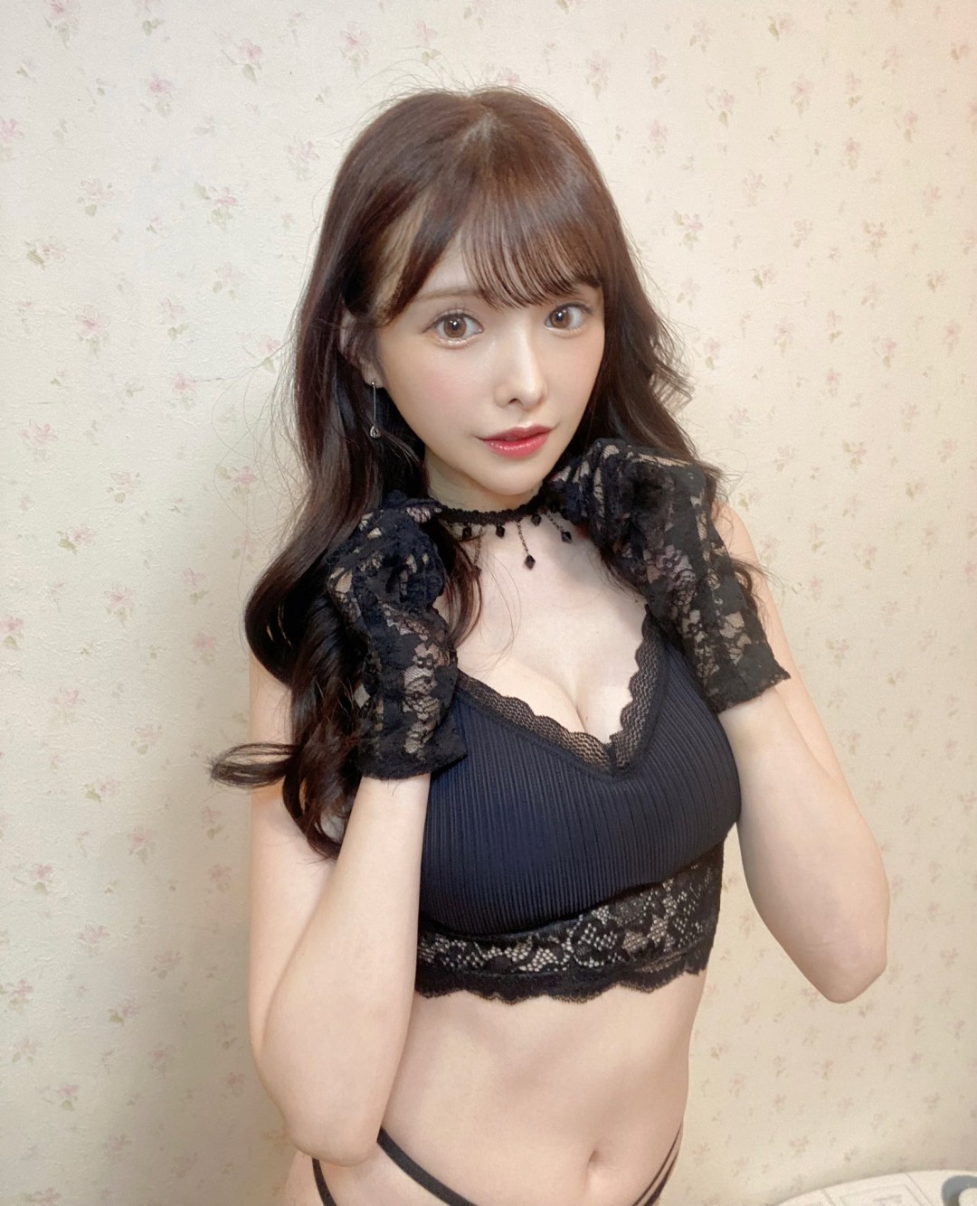 新ありな