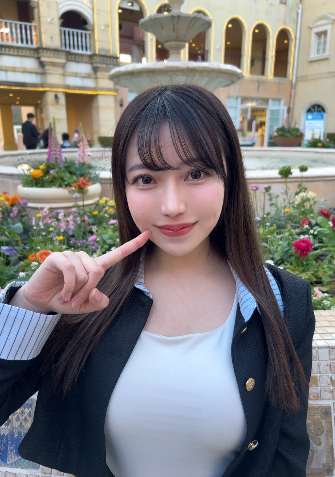 流川莉央