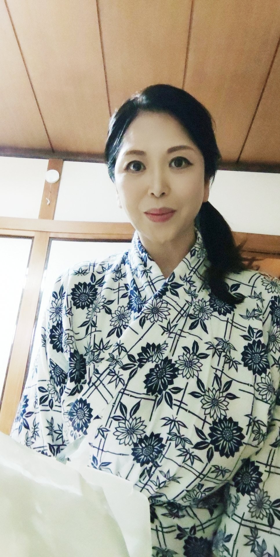 加山なつこ