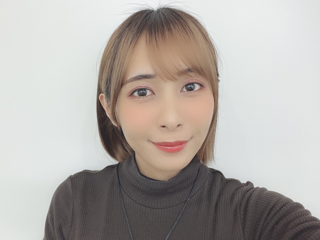 逢見リカ