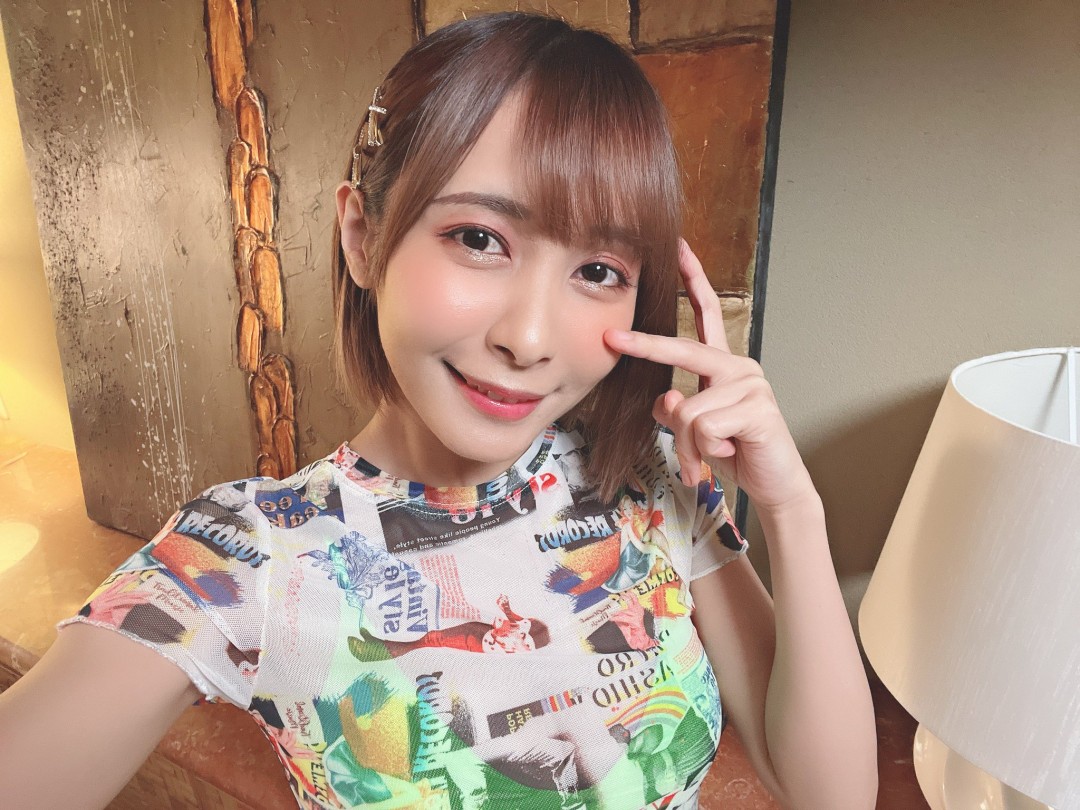 逢見リカ