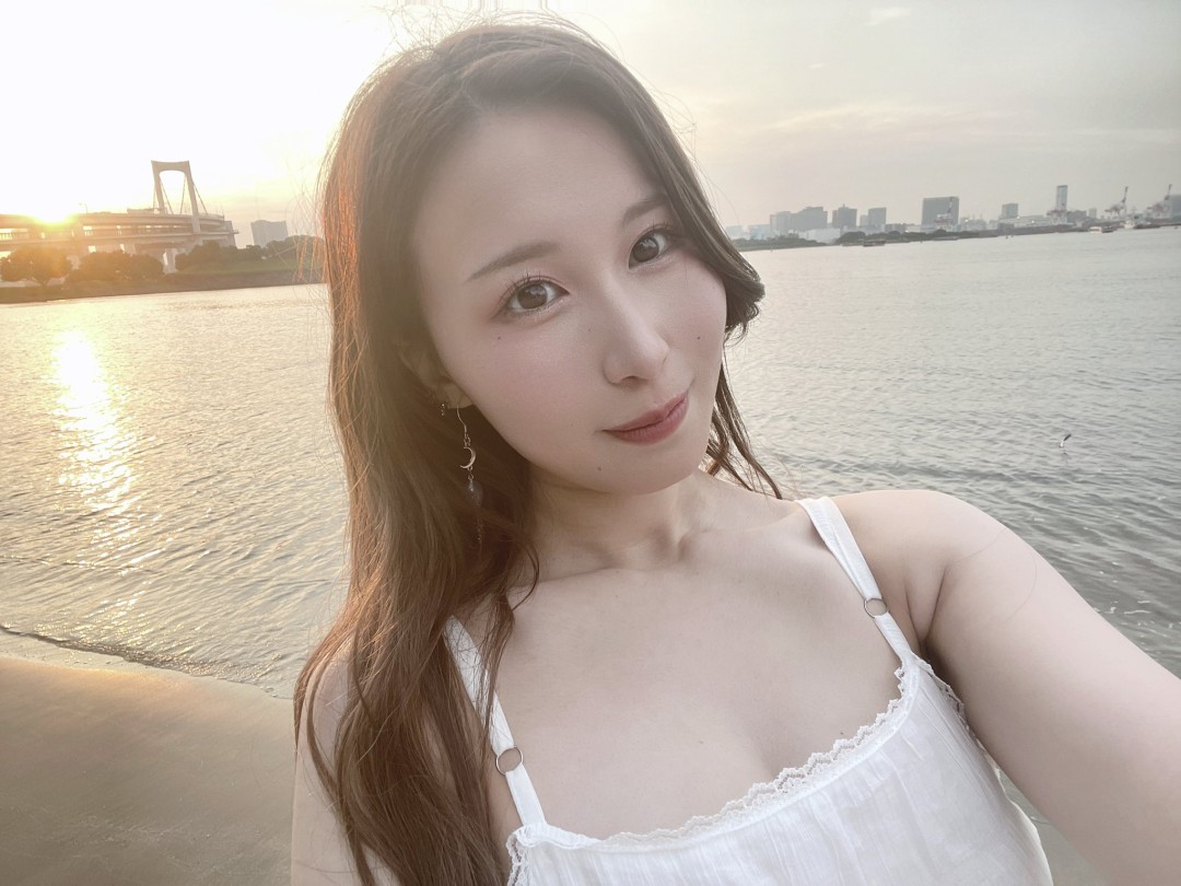 朝倉ここな