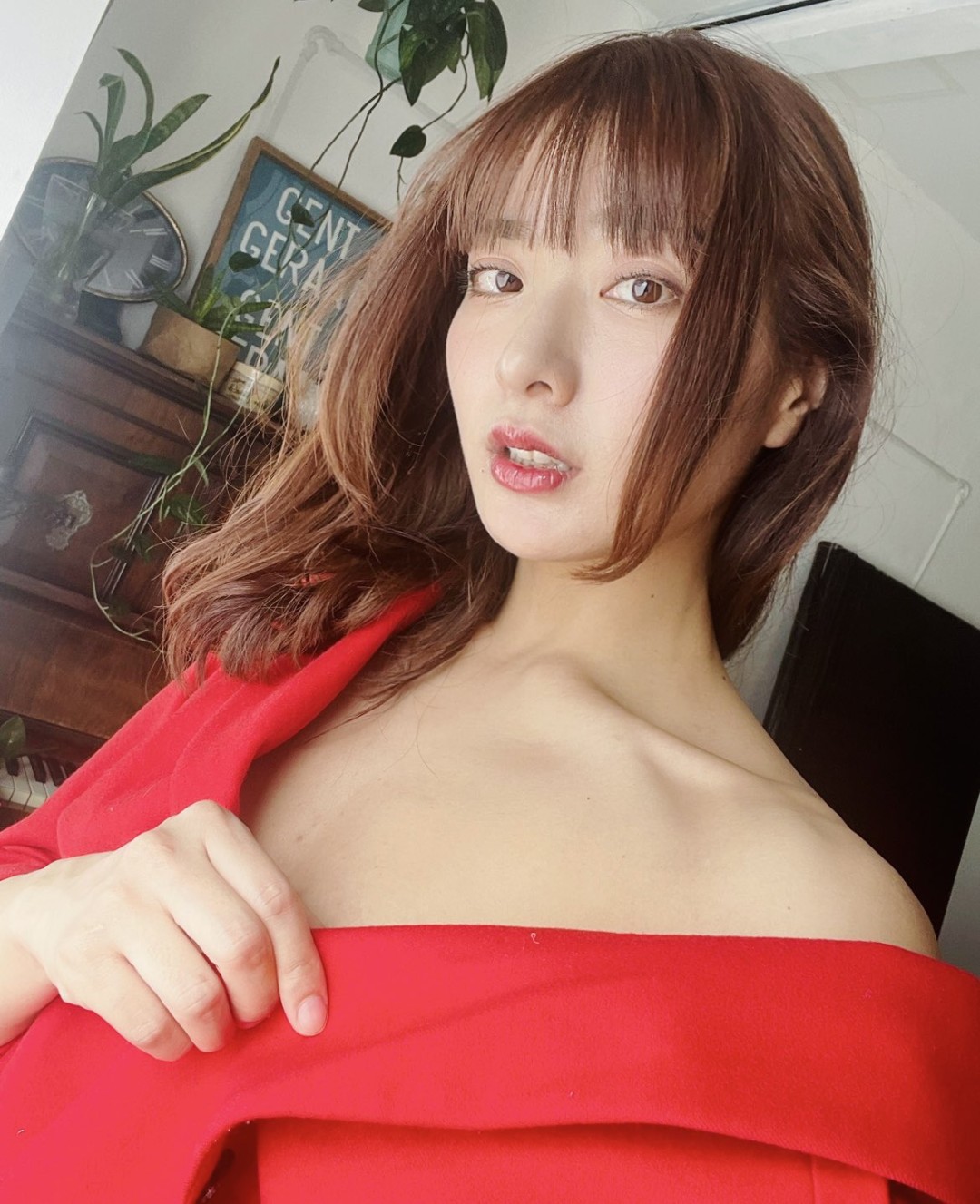 由愛可奈
