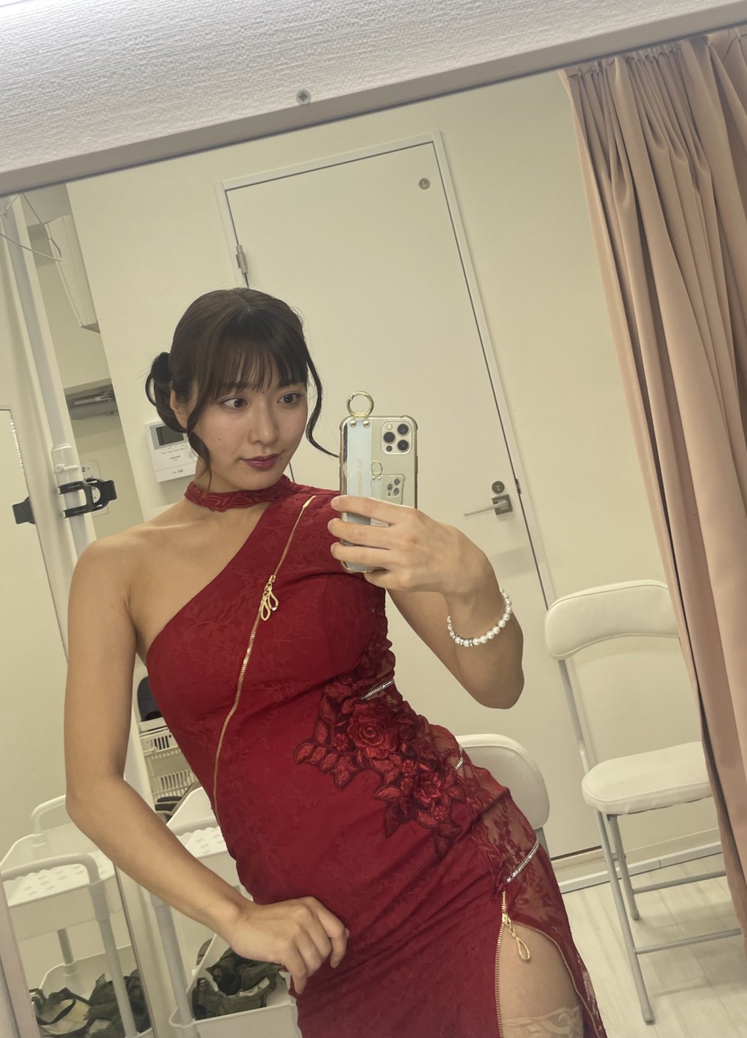 由愛可奈