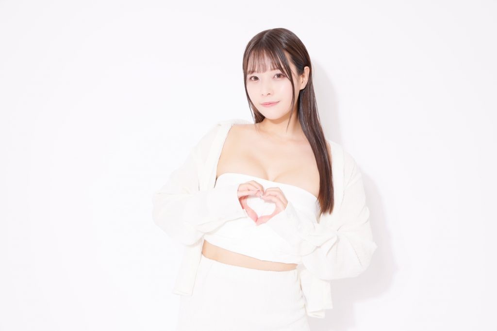 八木奈々