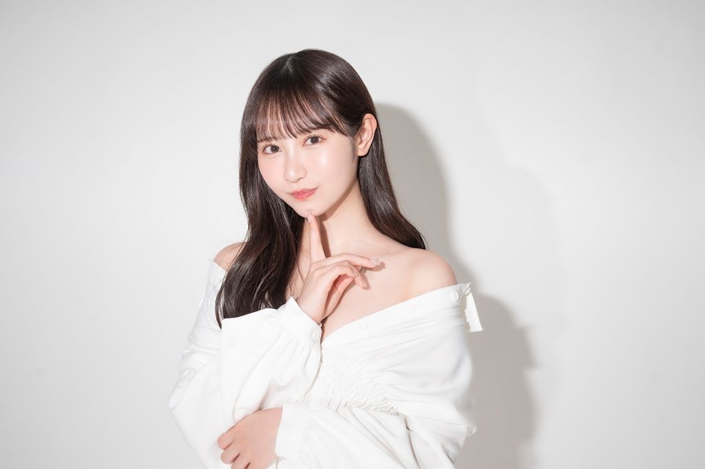 小野六花