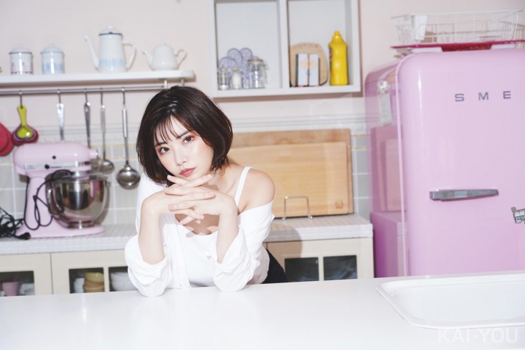 深田えいみ