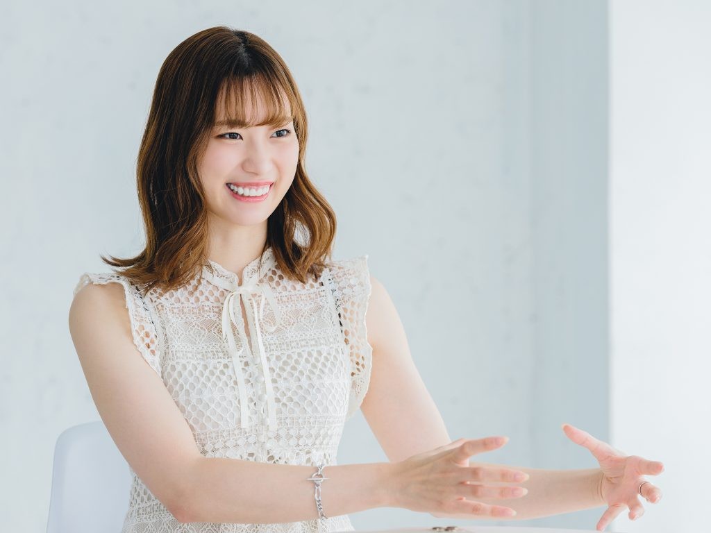 美谷朱里