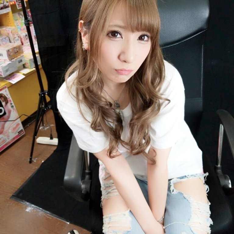 園田みおん