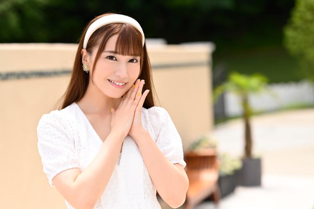 初川みなみ