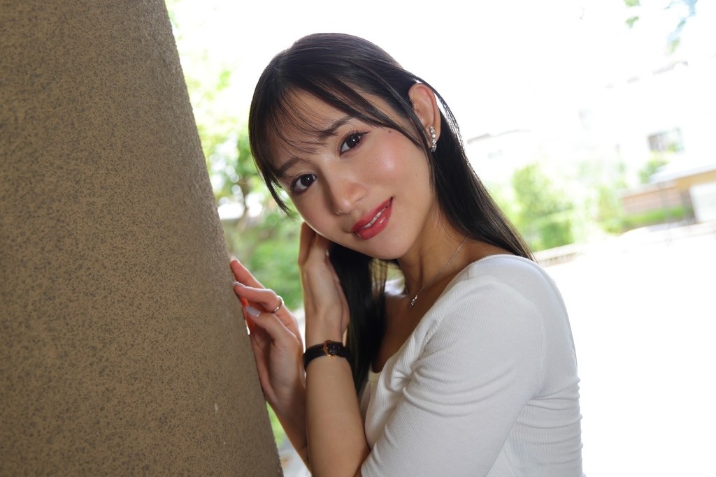 星奈あい