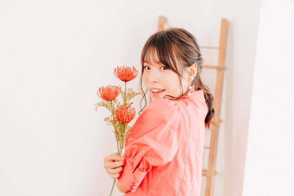 八木奈々