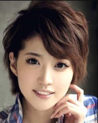 優希まこと