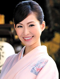 潮見百合子