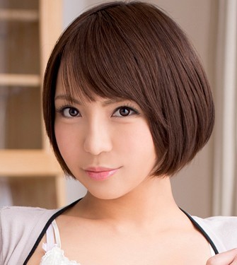高梨あゆみ
